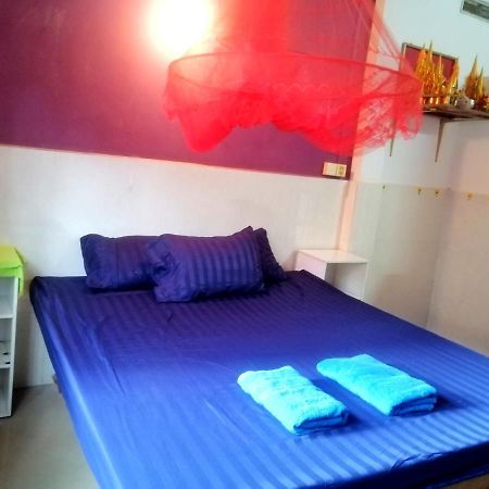 Tortuga Guesthouse 贡布 外观 照片