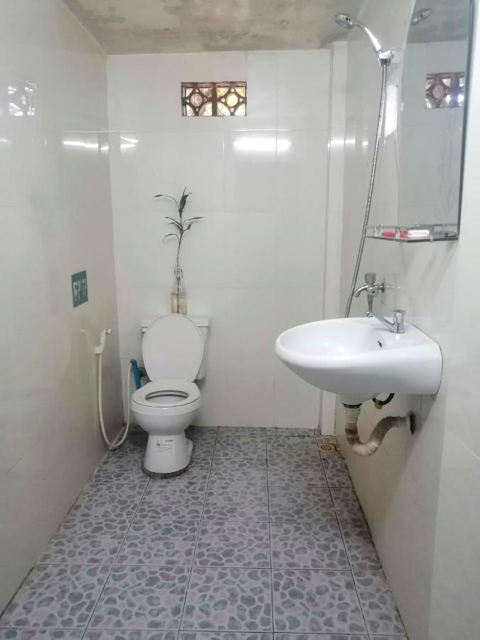 Tortuga Guesthouse 贡布 外观 照片