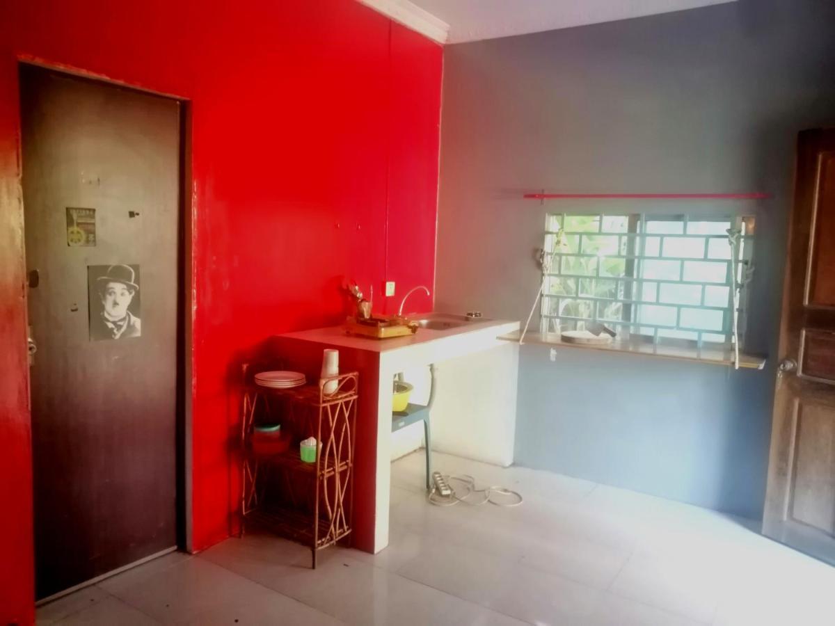 Tortuga Guesthouse 贡布 外观 照片